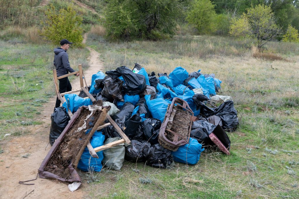 Более тонны мусора собрали участники акции «День реки» компании РУСАЛ