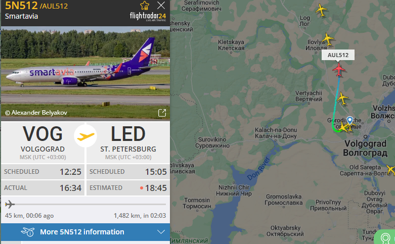 Из волгоградского аэропорта рейс в Санкт-Петербург вылетел спустя часы ожидания