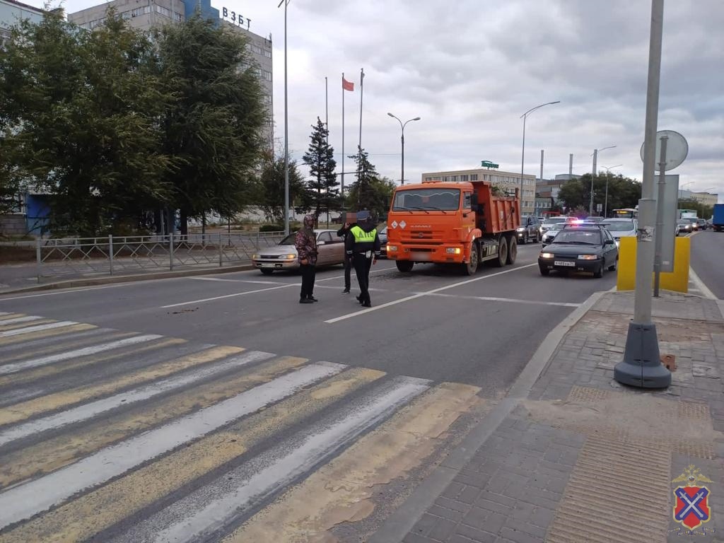 Случайная жертва: в Волгограде женщина погибла в результате тройного ДТП -  OBLVESTI.RU