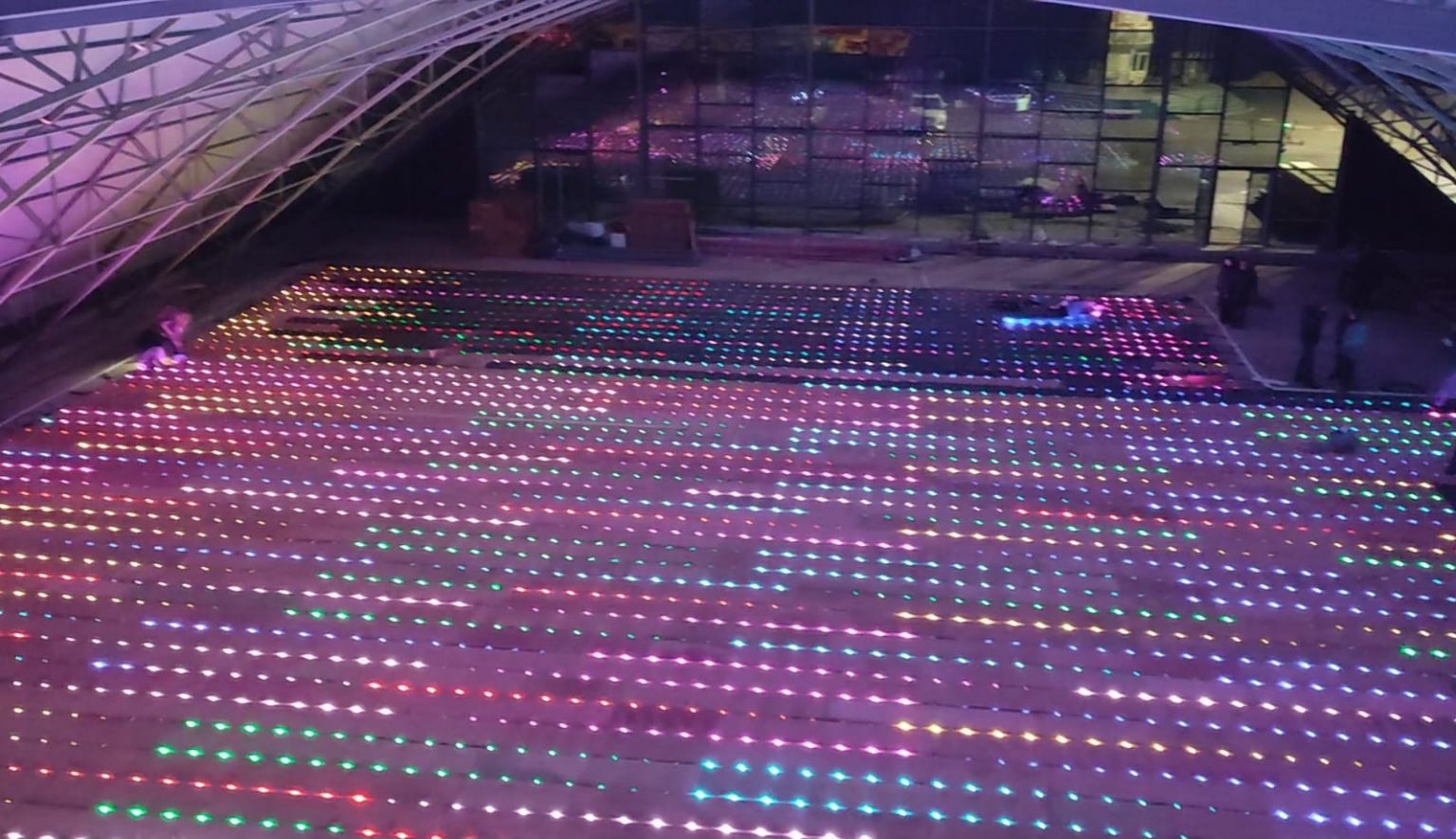 Автодром волгоград. Автодром в цпкио. Открытый автодром малый волгоград. Металлический пол для автодрома. Открытый автодром малый волгоград.